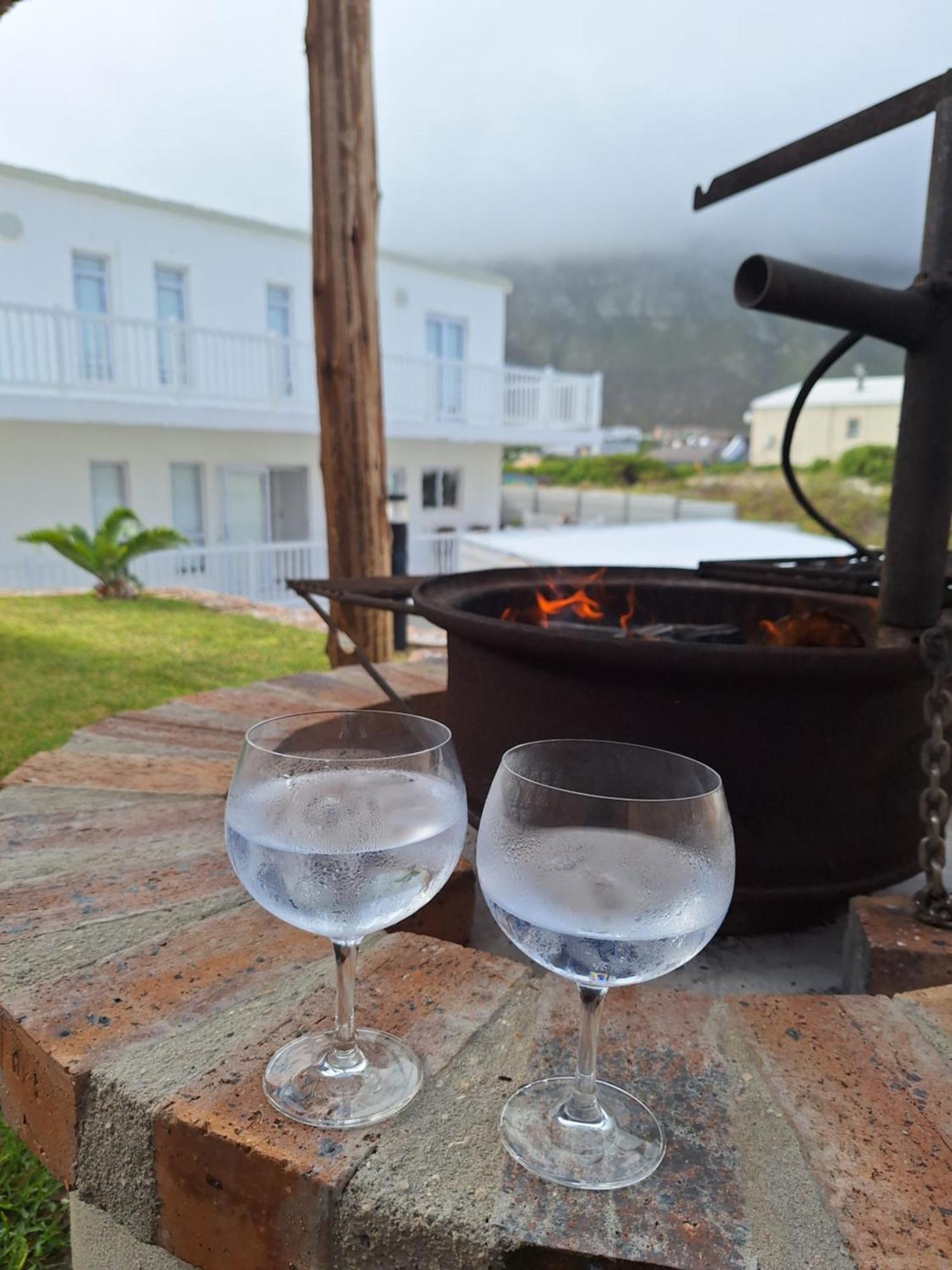 Nivenia Beach House Bettyʼs Bay Εξωτερικό φωτογραφία