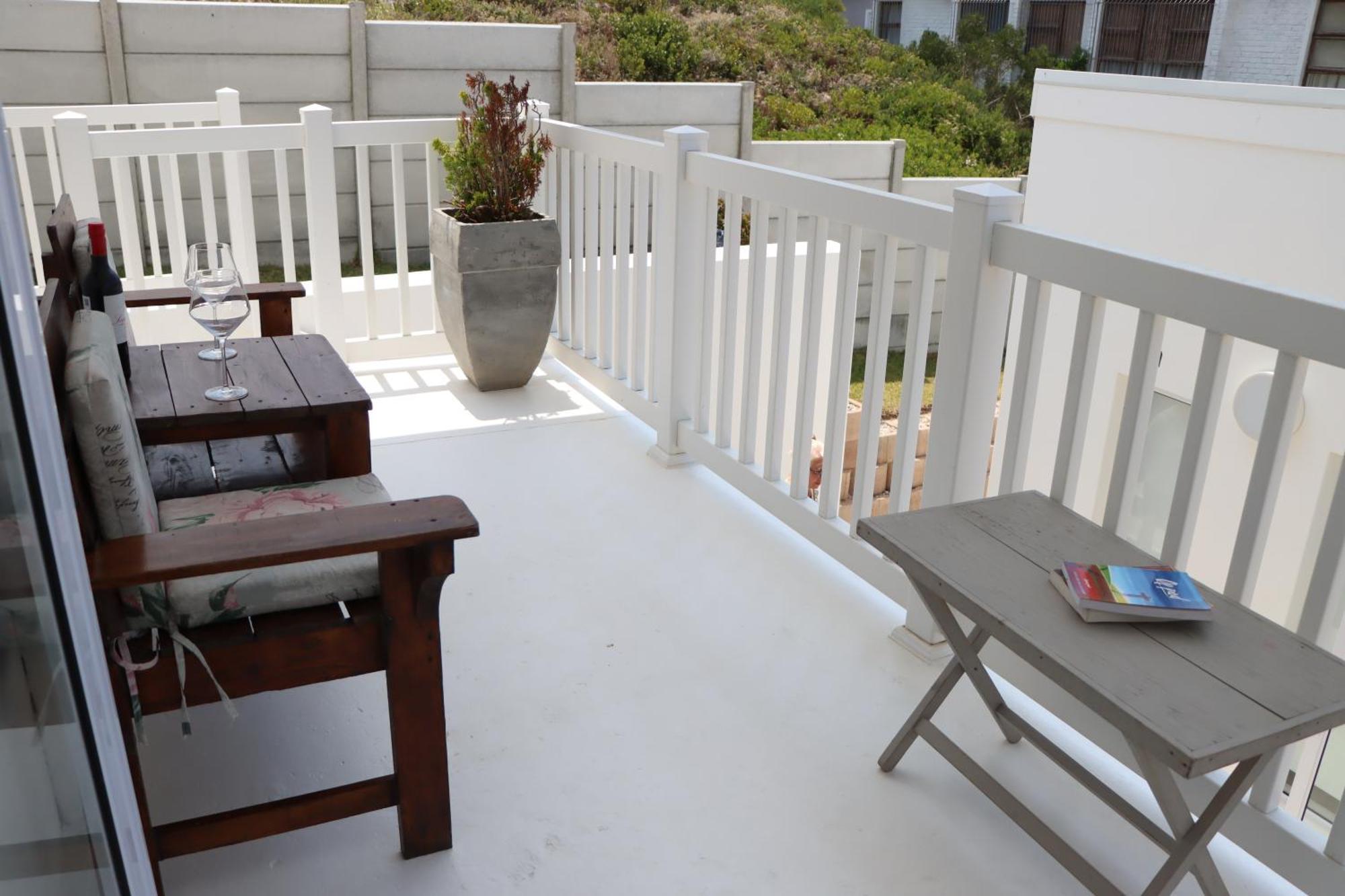 Nivenia Beach House Bettyʼs Bay Εξωτερικό φωτογραφία