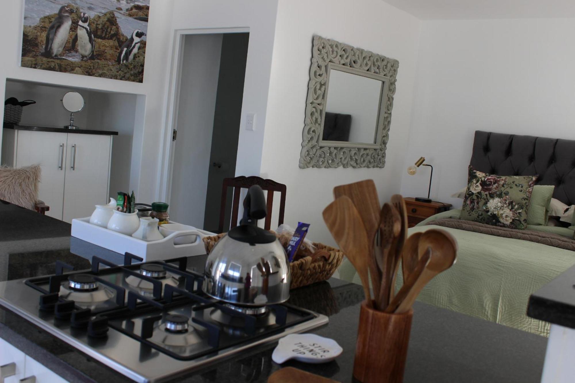 Nivenia Beach House Bettyʼs Bay Εξωτερικό φωτογραφία